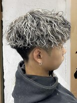 サンティエ(scintiller)&nbsp;メンズ/ブリーチ/ダブルカラー/ハイライト/バレイヤージュ