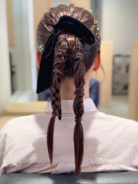 フォーエス(4S) ポニーテールツインアレンジ ~ウエディング前撮りヘア~