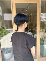 ウキ(uki.) 刈り上げショート/アンブレラカラー