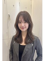 トレ(tre.)&nbsp;抜け感シースルーバングセミロング