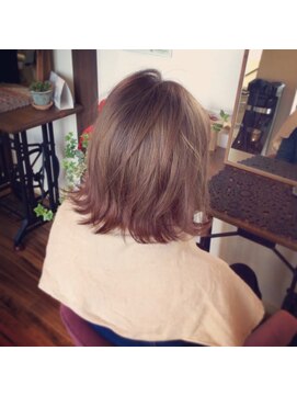 コミュニヘア(communi Hair) ガーリーな外ハネボブ☆