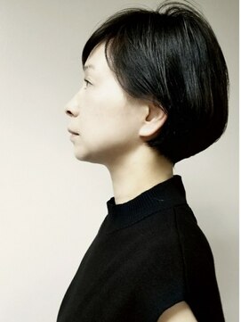 メリケンビューティーパーラー コウベ(MERICAN BEAUTY PARLOR KOBE) 【ショート/大人ショートボブ】tomo