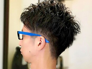 ヘアーメイク ジュミナ(hair make jumina)の写真/【メンズカット+炭酸シャンプー¥3700】爽やかなメンズstyleが得意★骨格のコンプレックスも自信にchange!!