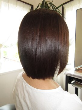 コア フィール ア デイ(COIFFURE A DAY) 【見附今町】ダークアッシュカラー