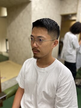 タケシズバーバー(BARBER) no part low fade