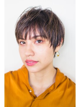 ピズム(PISM) ラウンドマッシュショート/ミルクチョコレート/耳だしショート