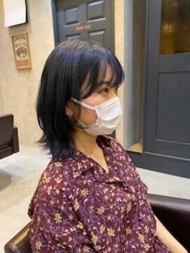 レム 聖蹟桜ヶ丘店(REM) 外ハネミディアムボブ/ブルーカラー