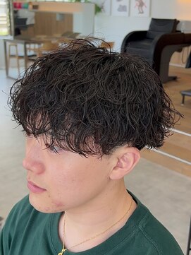 ラヴィズムバイフィフス(LUVISM by fifth) ツイストスパイラルパーマツーブロックメンズマッシュパーマ