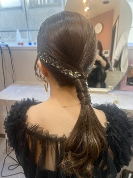 ミラ(Mila) 金箔ヘア★つやつやタイトポニー