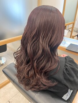 リュクスバトーバイトリコ 船橋南口店(Luxe BATEAU by tricot) ピンクブラウン