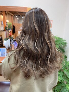 ラフ バイ へアーフリーティー(Laf by Hair freety) 大人ハイライト