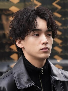 フィフス(fifth) センターパート微分け緩めルーズパーマシャドウパーマ20代30代