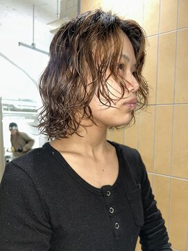 ヘン(hen) 【心斎橋hen】ブリーチパーマ