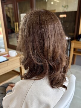 ヘアー ル シェーヌ ワンセカンド(hair le chene 1/2) 40代50代レイヤー白髪ぼかし似合わせスタイル