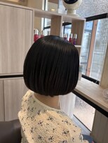セッションパーゴ(SESSION PAGO) ムーランでまとまる艶ボブ