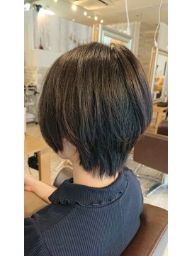 ウィービーパセリ atre川越店(WE BE PARSLEY) ダークカラー大人ショートボブ♪【担当 木村沙織】
