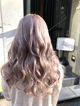 リゼル ユア 渋谷(RISEL YUA) シールエクステを使った  ホワイトアッシュカラー