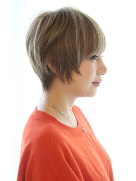 レウナ 外苑前(Reuna) 【30代・40代・50代】大人の女性に人気の耳かけショート