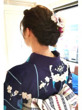 シアン(CYAN) ヘアアレンジ