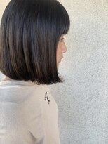 クリリ(KURIRI)&nbsp;ミディアムティーンズボブ