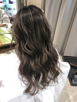 トゥルース 獨協大学前店(Hair&Make TRUTH) ハイライトスタイル