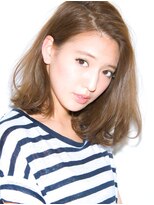 ロット 横浜(lot)&nbsp;かきあげミディアムレイヤーカット×似合わせカット[横浜駅]