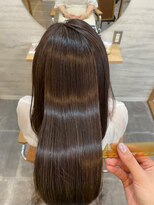 ジーナ 本八幡(Zina)&nbsp;大人かわいい20代30代40代小顔ショコラベージュ　Zina本八幡