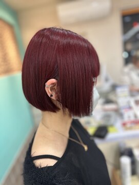 デンパツクラブ ストリート(DENPATSU CLUB Street) ブリーチなしの2回染めで深め赤に