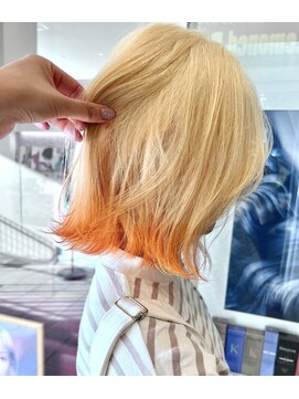 コワファースト  させぼ五番街店(COIFF1RST) ブロンド×オレンジ