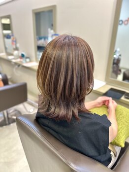 ヘアーアンドメイクアップ バウ(Hair&Make up BAU)の写真/あなたの“なりたい”を叶える◇透明感と艶をプラスして、あなただけの髪色をご提案します。