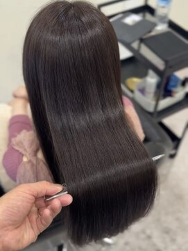 セラ ヘアデザイン(SELAh) 髪質改善カラー専門店だからできる圧倒的なツヤ髪トリートメント