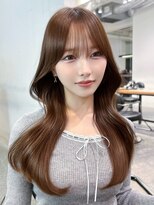 アルバム 新宿(ALBUM SHINJUKU)&nbsp;ロングくびれヘアミルクティー韓国ヘア顔周りレイヤー_F30883