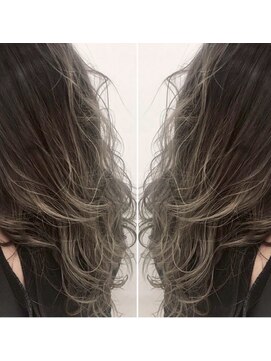 セイル(Sail) ホワイトグレージュ透明感グレージュカール