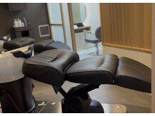 イゾラ(isola)の雰囲気(*フルフラットのシャンプー台がご好評♪ヘッドスパも人気です!)