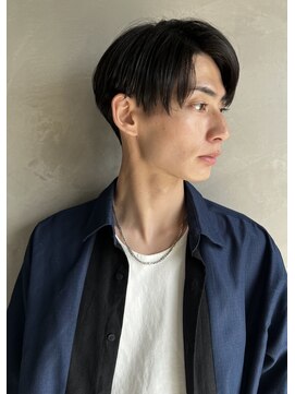 キュー(Cue_) ナチュラルストレート七三ツーブロックセンターパート表参道3