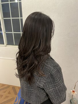 フォルメージ(formage) 極細ハイライトアッシュグレージュ