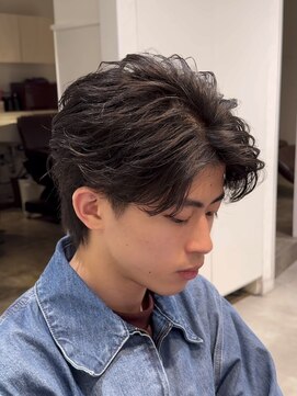 メンズヘアフェイス(Men's hair FACE。) フェザーパーマ/センターパート/港南台メンズパーマ