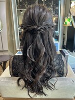 ザザ ZA/ZA 神楽坂 結婚式・お呼ばれにおすすめ上品ハーフアップ