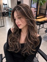 リーチェ(ReCHE by CAPA(旧:CAPA茅ヶ崎店)) ハイライトレイヤーカットダークパープル夏ミルクブラウン5