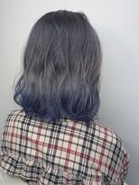 モルニ(MORNI)&nbsp;グラデーションカラー_マロンベージュ Aラインボブ かきあげ