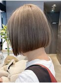 ベージュボブ_アースカラーくびれヘアツートンカラー_ba378751