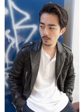 イオ 本厚木(io) 七三かきあげメンズカットビジネス黒髪ニュアンスパーマ