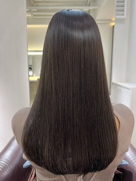 エアー 銀座タワー(AIR) ツヤ髪スタイル/くすみカラー/美髪/ケアカラー 【榛葉】