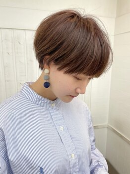 ナンバー アリア 三軒茶屋(N° aria)の写真/*Tシャツ×デニムでもキマる*毛流れや癖を活かしたCUT♪LifeStyleも含めFITさせる☆[ショート/前髪/ウルフ]