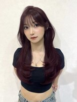 ミラ(MIRA)&nbsp;ワインレッド/秋カラー/レイヤーカット/エクステ60本/梅田美容室