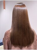 サラツヤロングベージュカラーブリーチしない透明感カラー