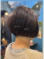 ハチ(.hachi)&nbsp;刈り上げ ボブ