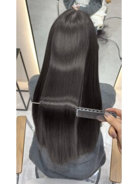 ジーナ 博多筑紫口(Zina) 【輝士】グレージュカラー×髪質改善トリートメント