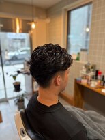 ザ ブライト バーバー(The BRIGHT BARBER)&nbsp;ツーブロ フェザーパーマ