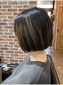 レイヤーボブハイライトカラーミルクティーベージュ